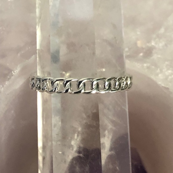 Brand New Ring - Silver Chain Link - Size 6 - Picture 4 of 5